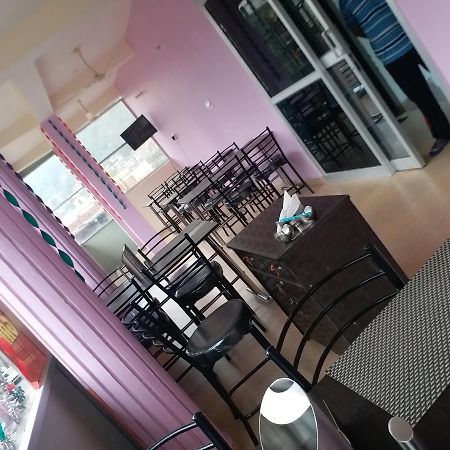 Hotel Ganga Sagar Uttarkāshi Kültér fotó
